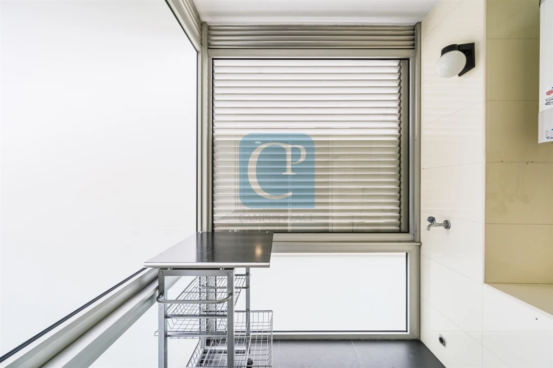 Apartamento T3 para Arrendamento em Pedrouços Foto 13