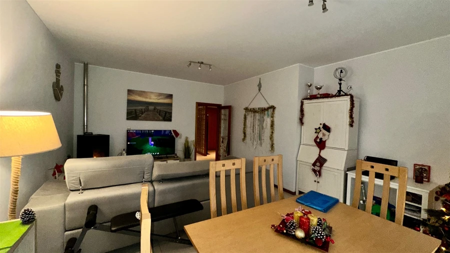 Apartamento T2 para Venda em São Paio de Oleiros Foto 9