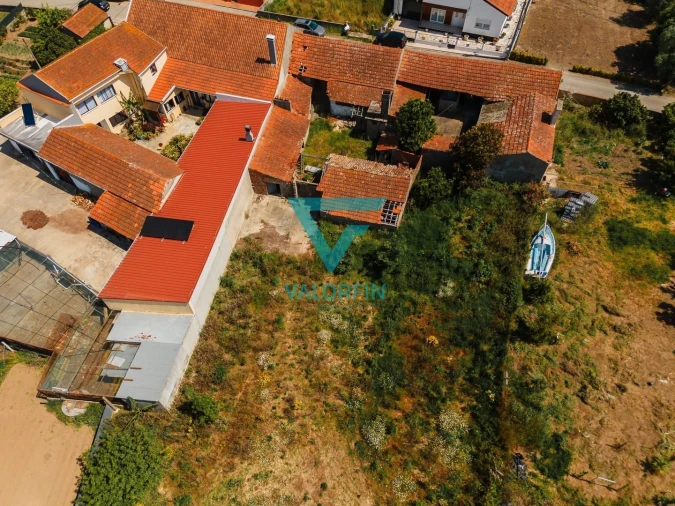 Moradia T3 para Venda em Marinha das Ondas Foto 18