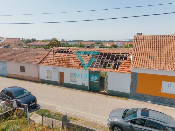 Moradia T3 para Venda em Marinha das Ondas Foto 14