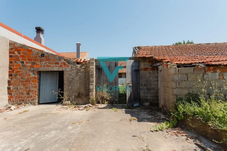 Moradia T3 para Venda em Marinha das Ondas Foto 12