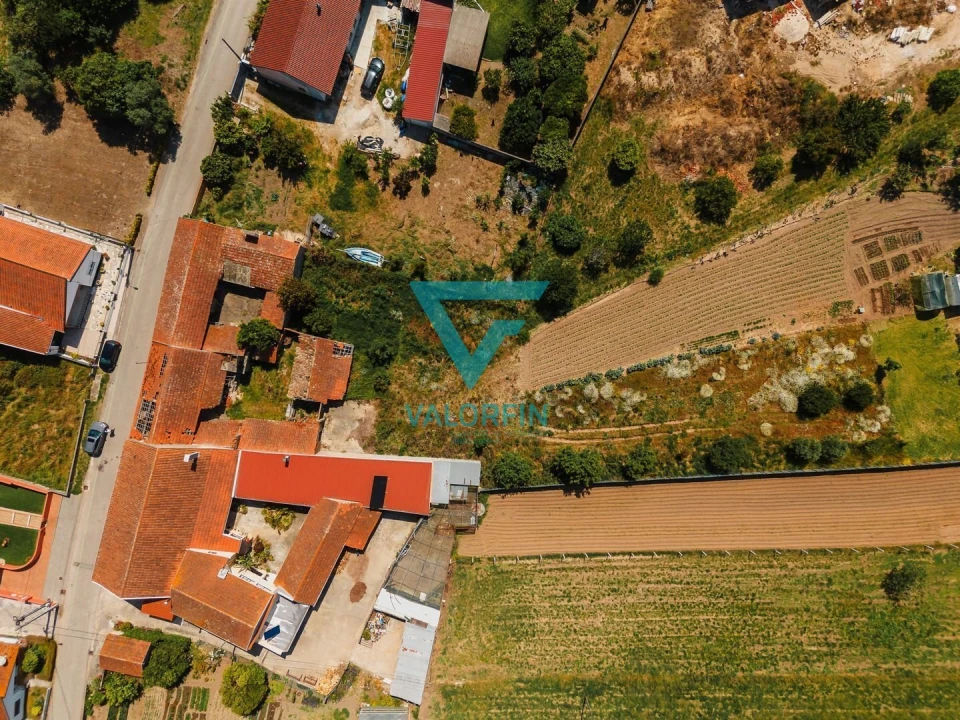 Moradia T3 para Venda em Marinha das Ondas Foto 16