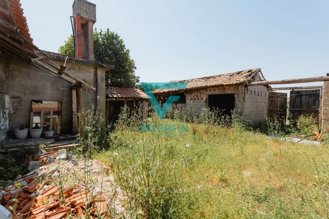 Moradia T3 para Venda em Marinha das Ondas Foto 9