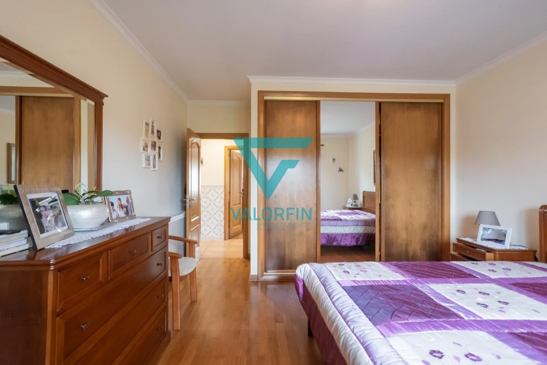 Moradia T3 para Venda em Milagres Foto 7