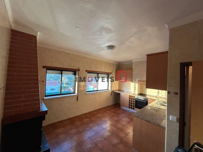 Apartamento T3 para Venda em Batalha Foto 4