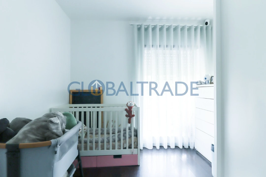 Moradia T4 para Venda em Fânzeres e São Pedro da Cova Foto 10