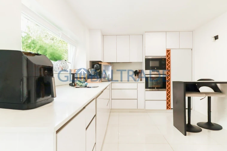 Moradia T4 para Venda em Fânzeres e São Pedro da Cova Foto 20