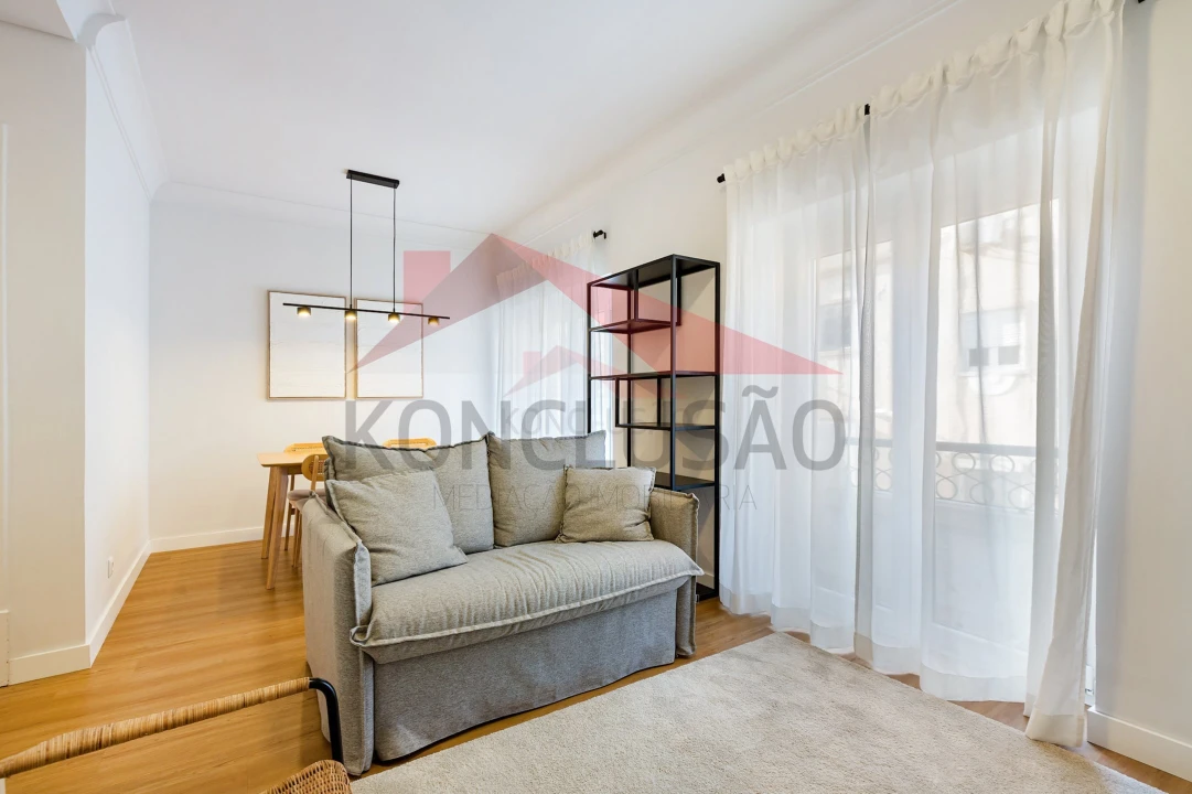 Apartamento T2 para Venda em Moscavide e Portela Foto 2