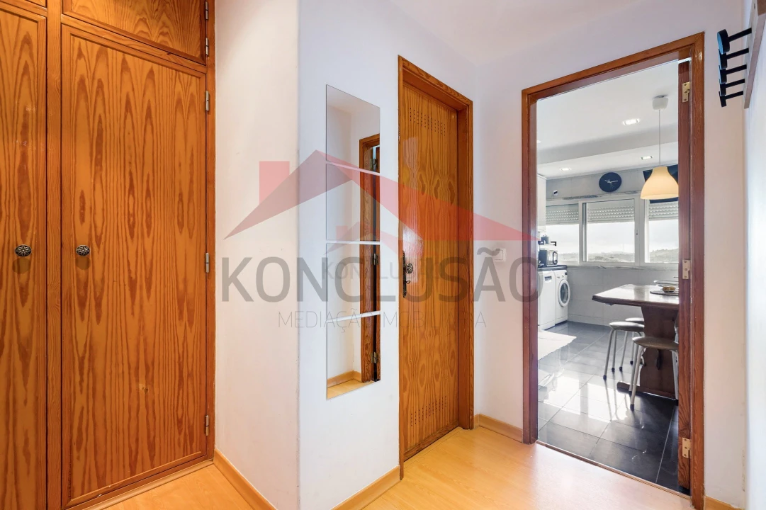 Apartamento T2 para Venda em Alverca do Ribatejo e Sobralinho Foto 3