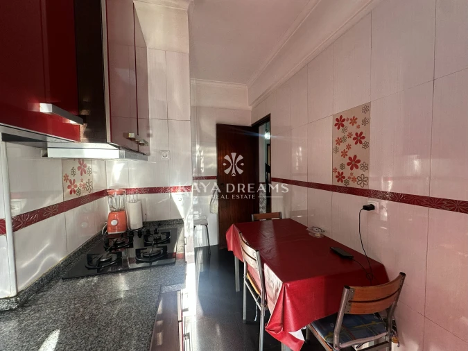 Apartamento T3 para Venda em Póvoa de Santo Adrião e Olival Basto Foto 4