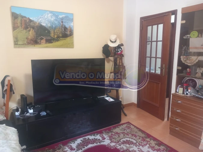 Apartamento T1 para Venda em Benavente Foto 5
