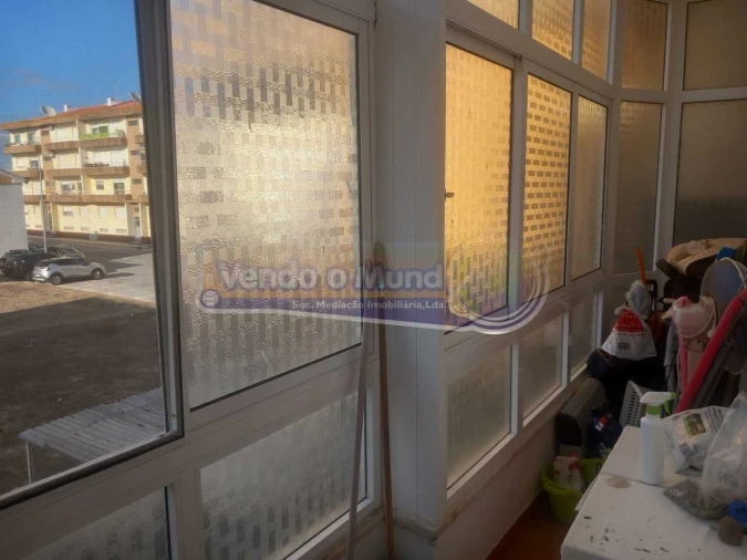 Apartamento T1 para Venda em Benavente Foto 3