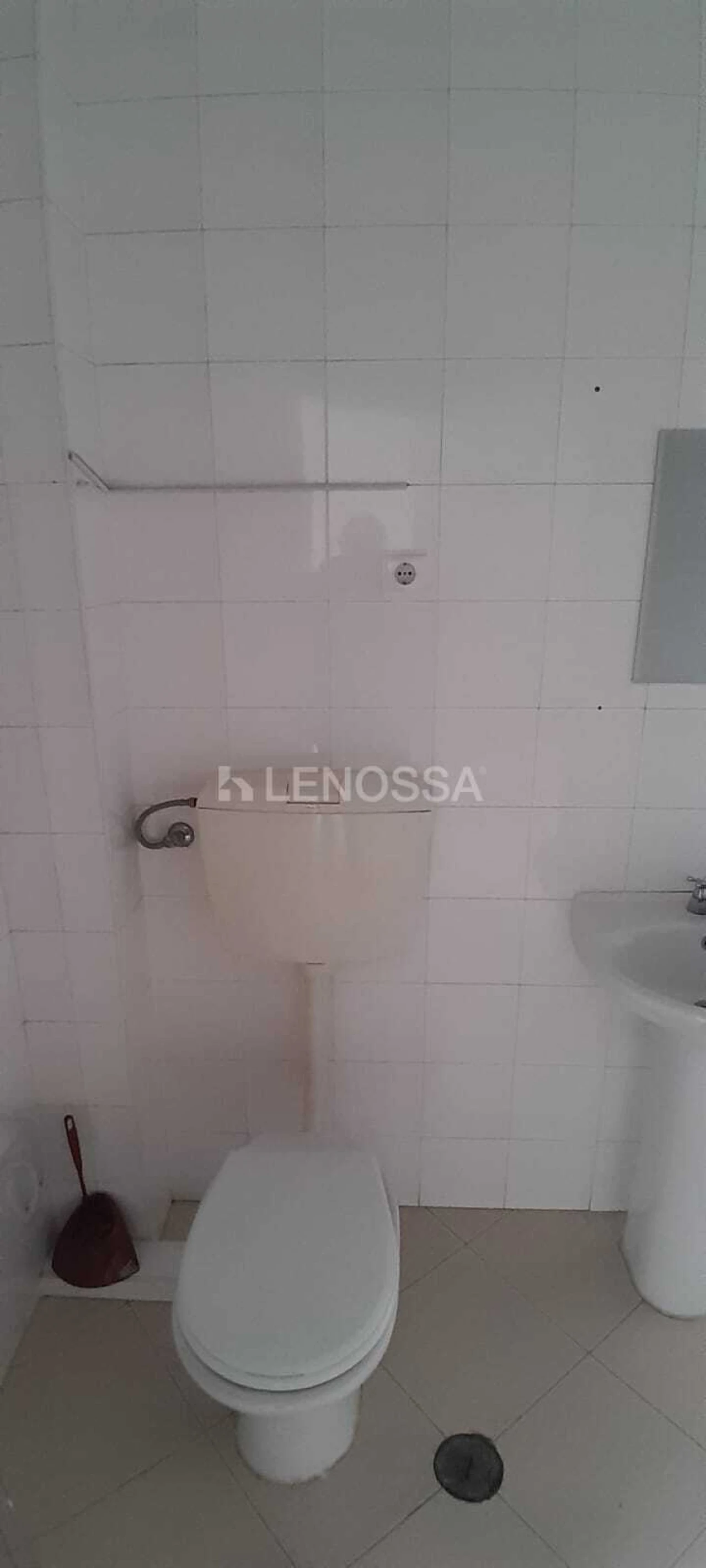 Loja para Venda em Oliveira do Bairro Foto 10