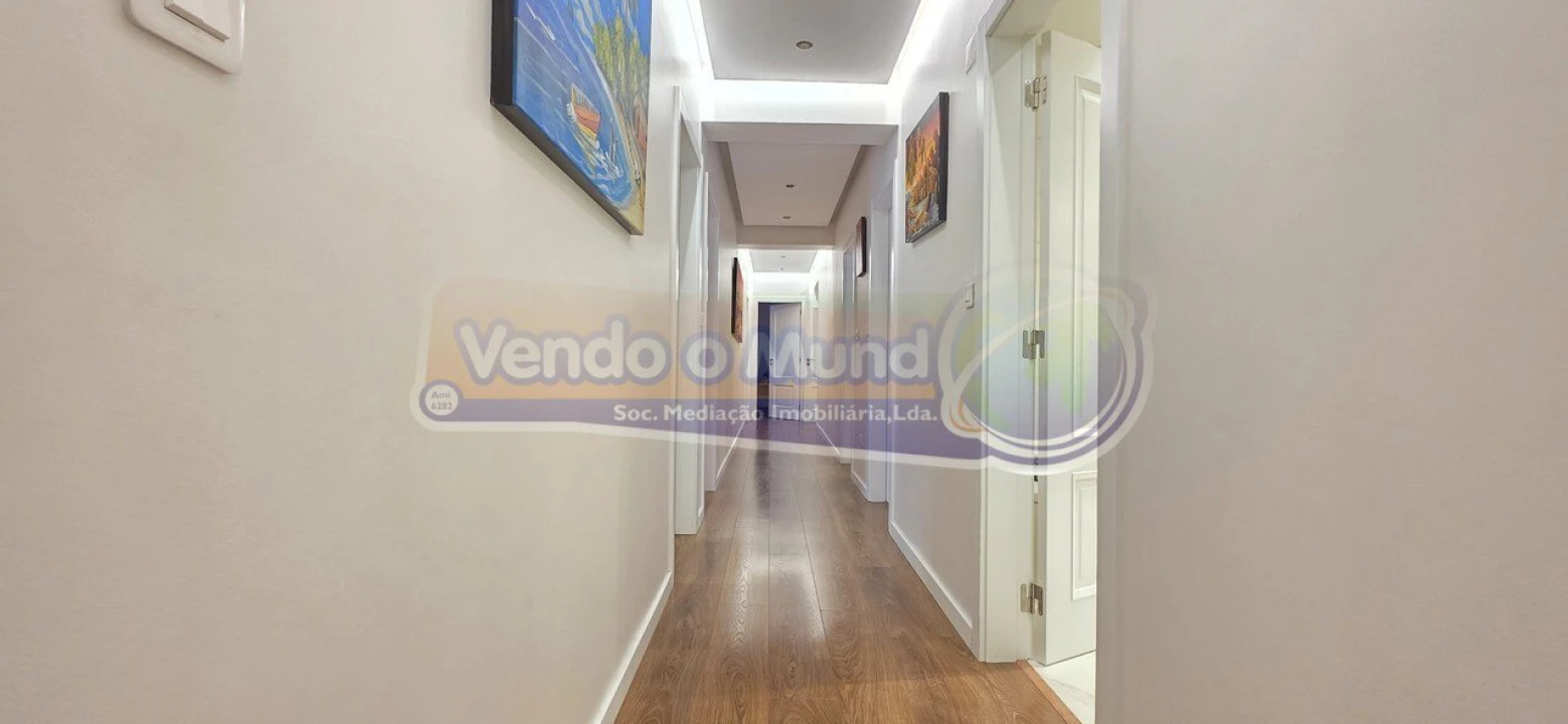 Apartamento T5 para Venda em Alverca do Ribatejo e Sobralinho Foto 13