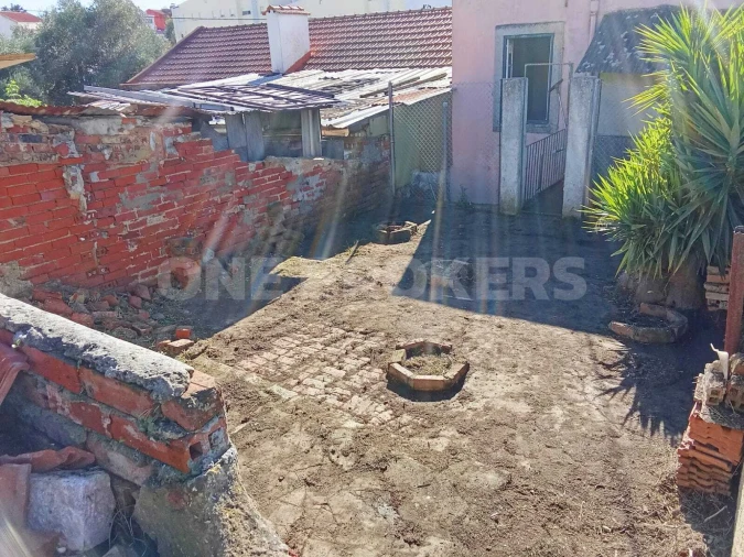 Prédio para Venda em Beato Foto 6