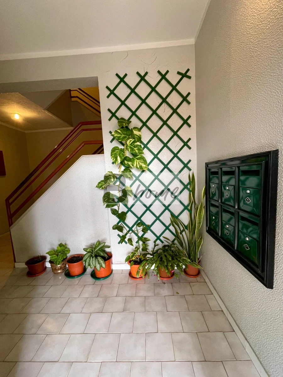 Apartamento T1 para Venda em Charneca de Caparica e Sobreda Foto 13