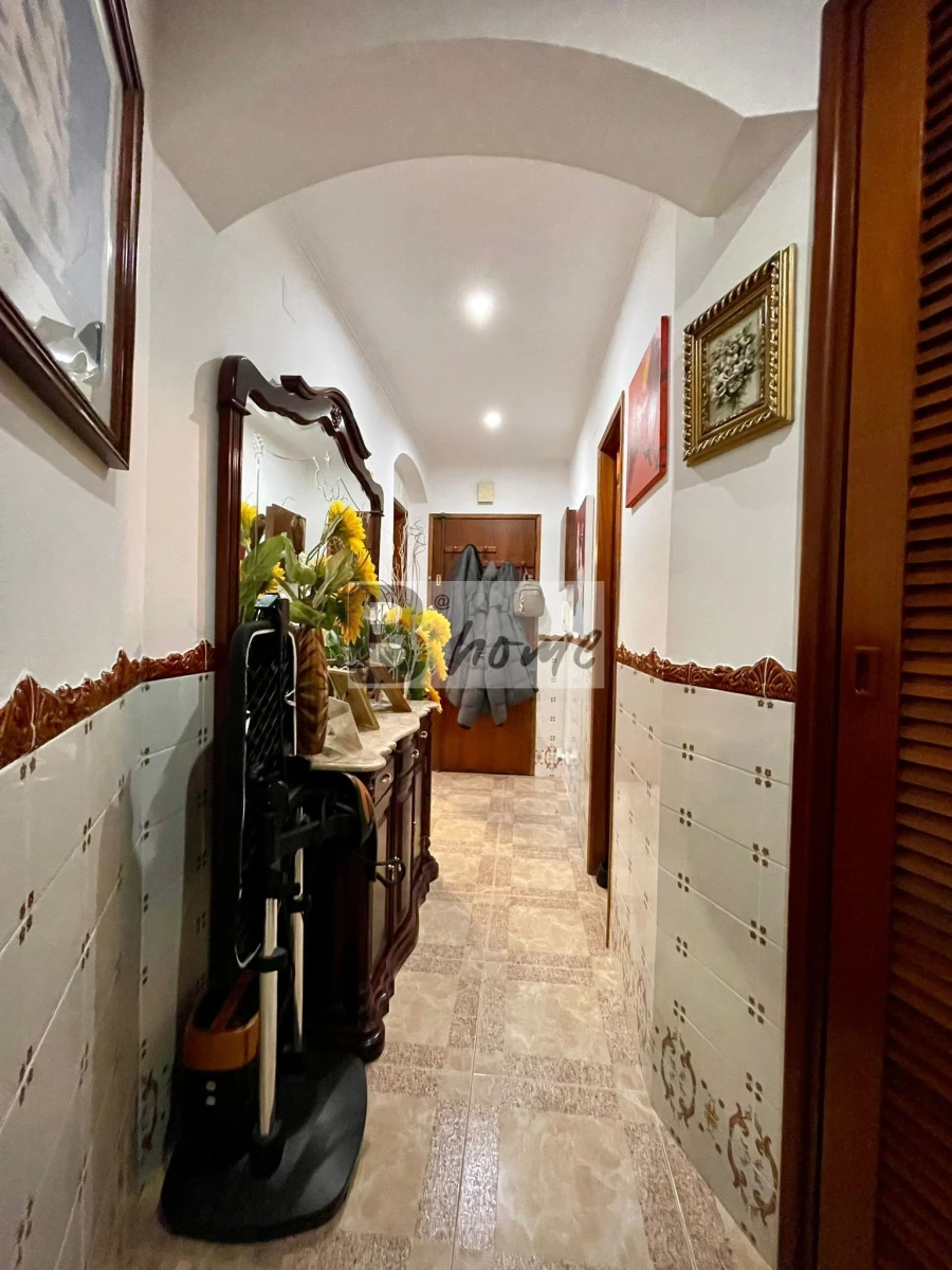 Apartamento T1 para Venda em Charneca de Caparica e Sobreda Foto 10