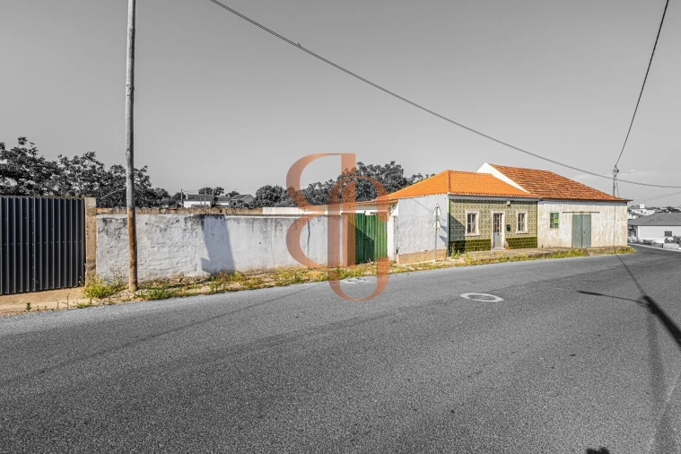 Moradia T2 para Venda em Azambujeira e Malaqueijo Foto 2