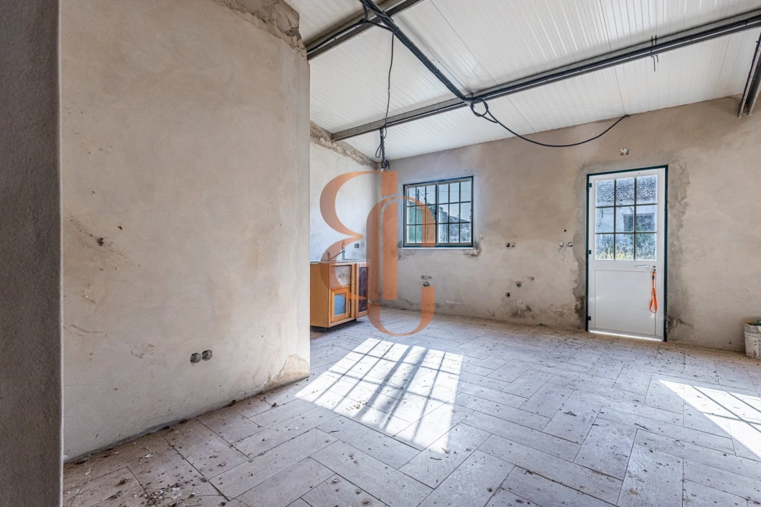 Moradia T2 para Venda em Azambujeira e Malaqueijo Foto 11