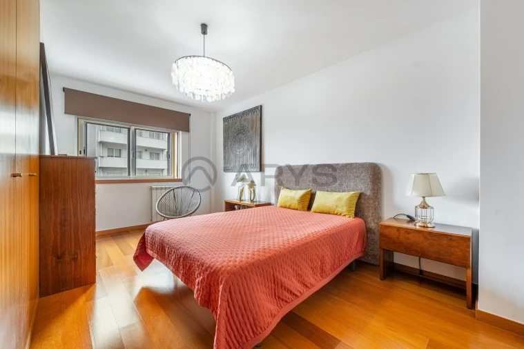 Apartamento T4 para Venda em Braga (Maximinos, Sé e Cividade) Foto 9