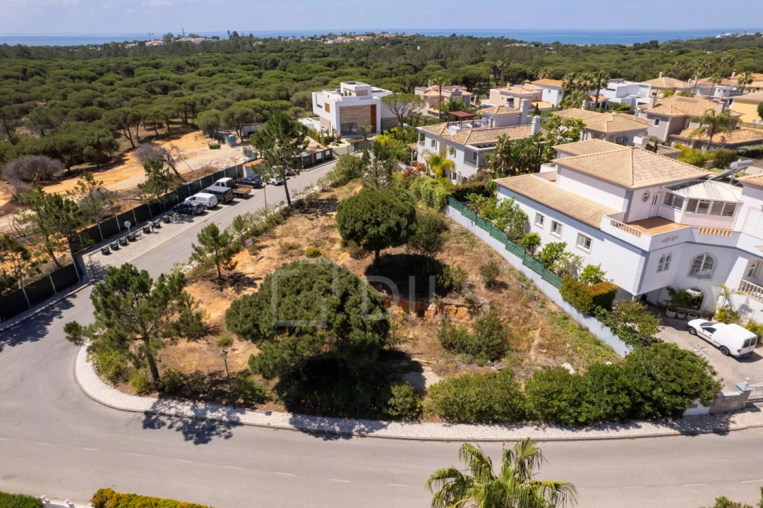 Terreno para Venda em Almancil Foto 2