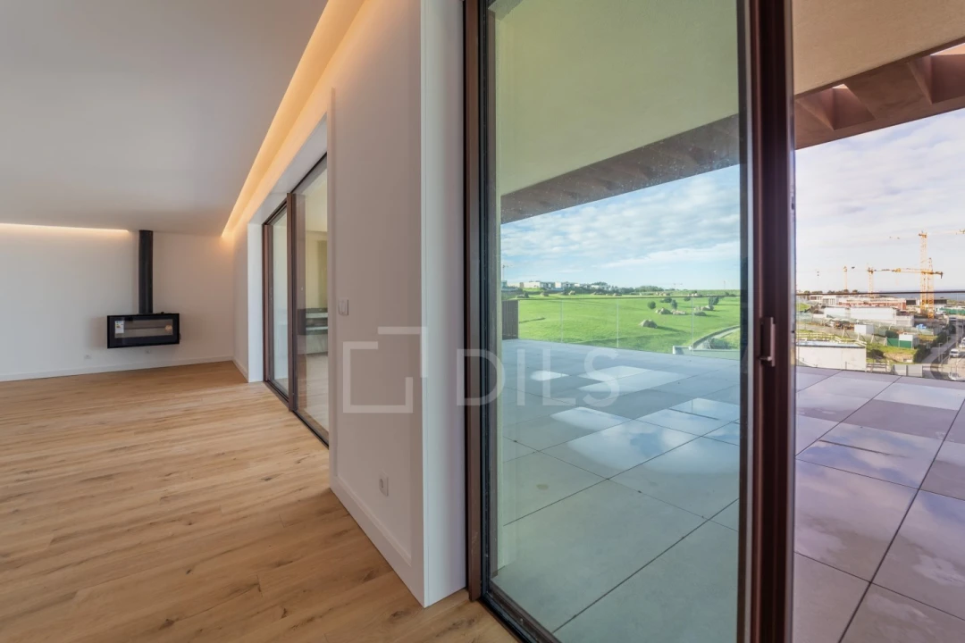 Apartamento T4 para Venda em Canidelo Foto 64