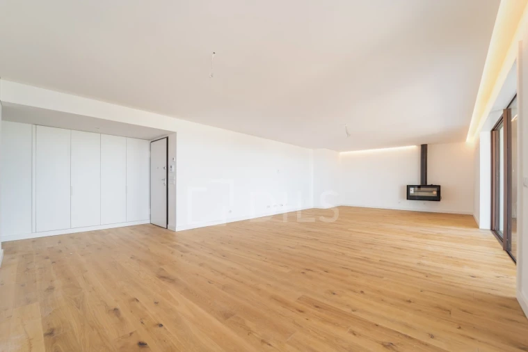 Apartamento T4 para Venda em Canidelo Foto 8