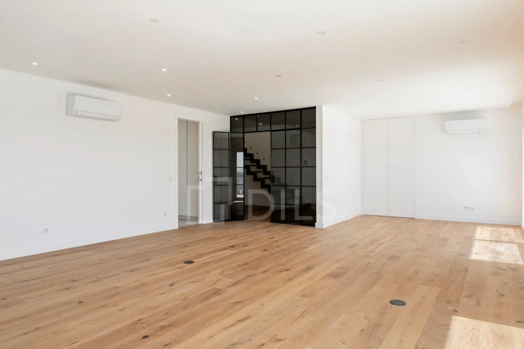 Apartamento T3 para Venda em Laranjeiro e Feijó Foto 10