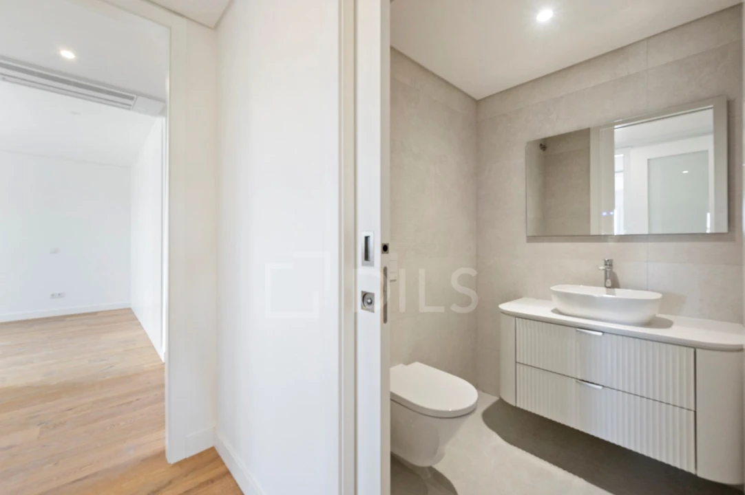 Apartamento T3 para Venda em Laranjeiro e Feijó Foto 17