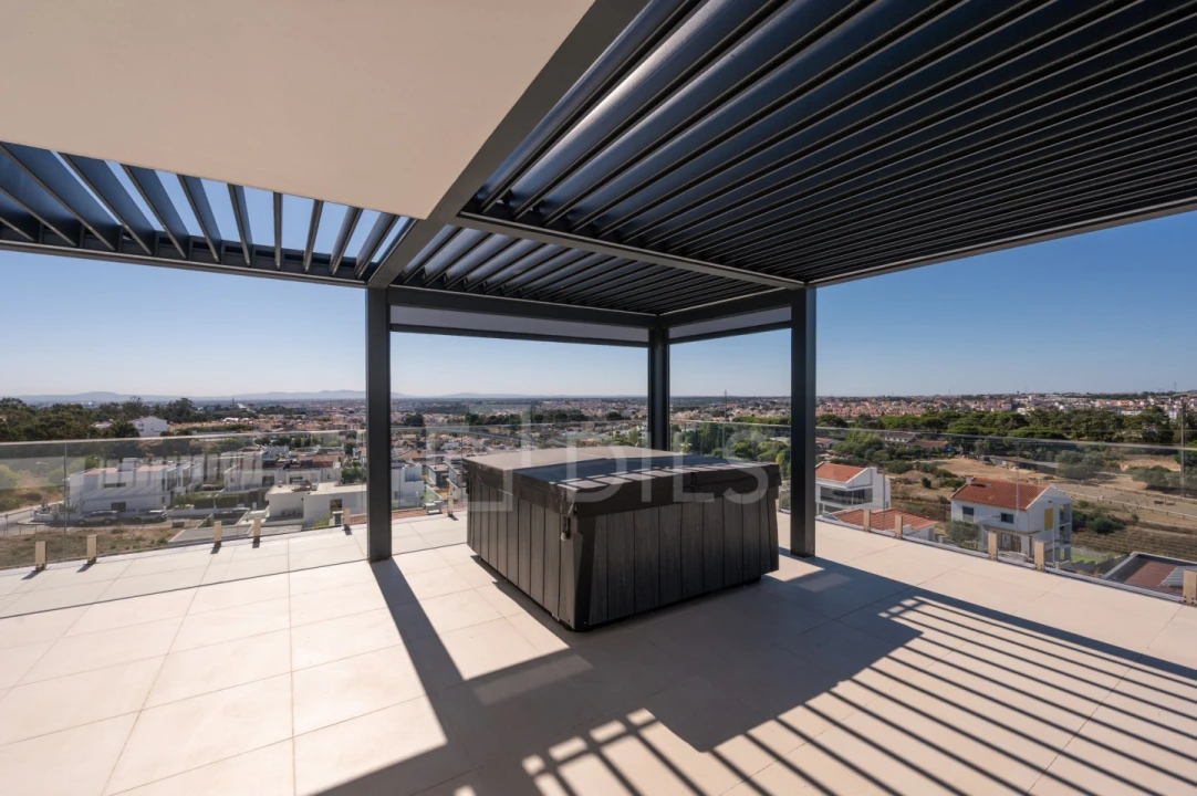 Apartamento T3 para Venda em Laranjeiro e Feijó Foto 33