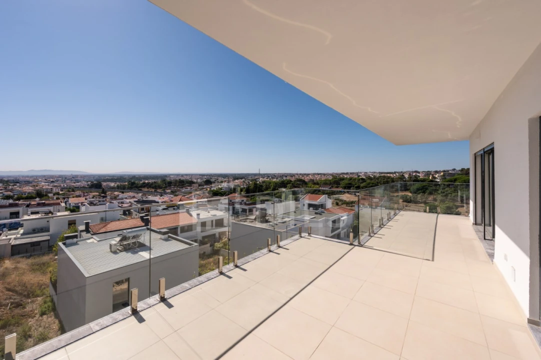 Apartamento T3 para Venda em Laranjeiro e Feijó Foto 43