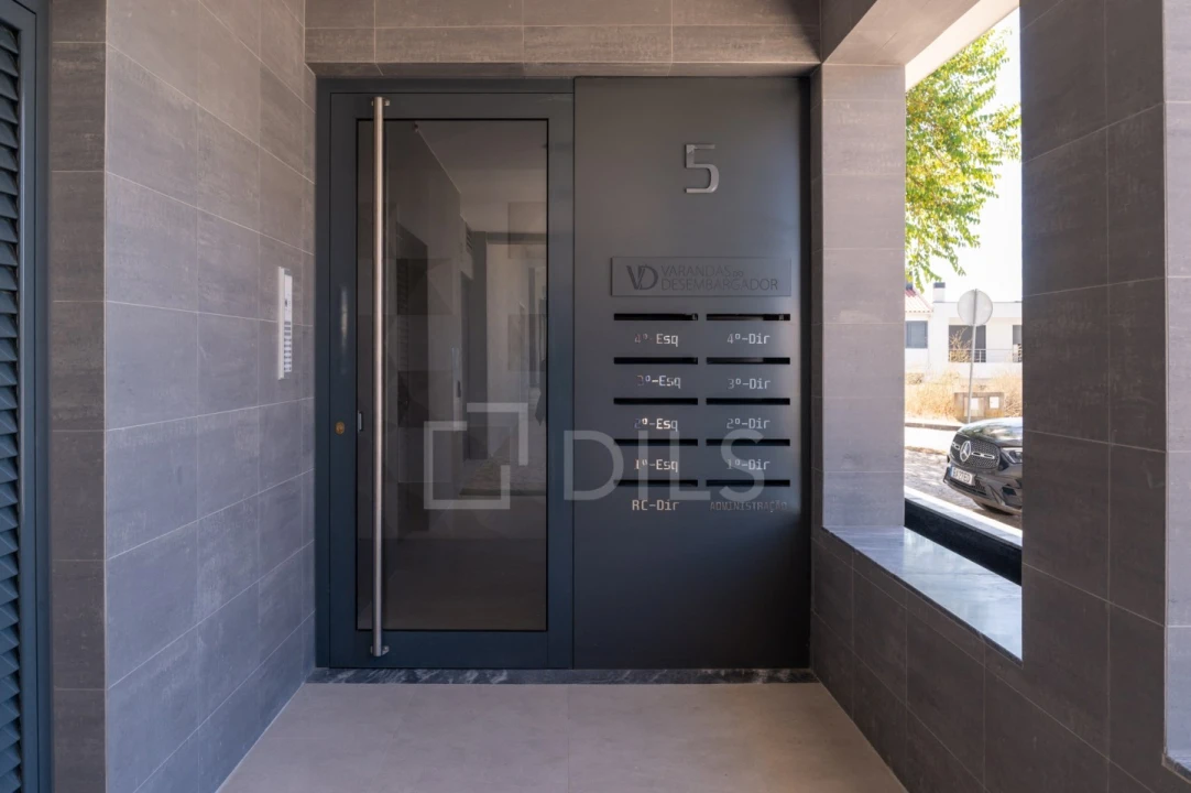 Apartamento T3 para Venda em Laranjeiro e Feijó Foto 48