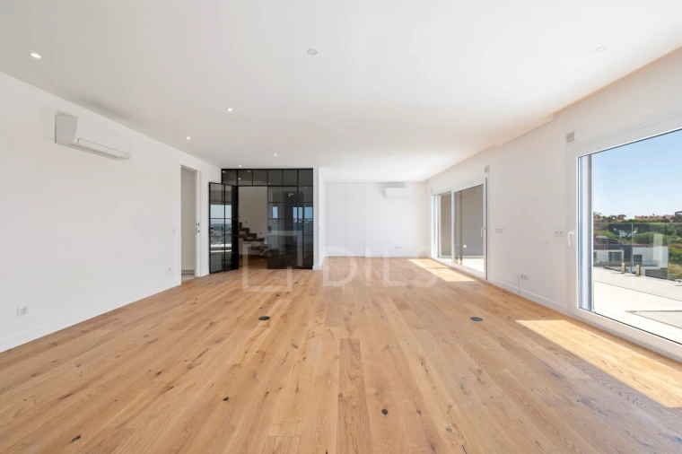 Apartamento T3 para Venda em Laranjeiro e Feijó Foto 8