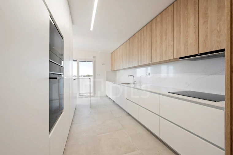 Apartamento T3 para Venda em Laranjeiro e Feijó Foto 14