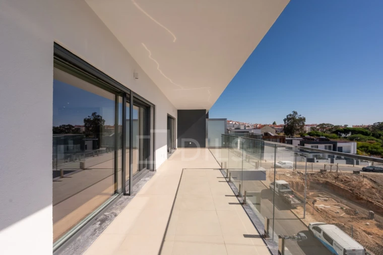 Apartamento T3 para Venda em Laranjeiro e Feijó Foto 44