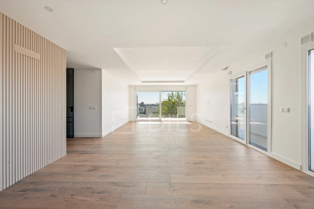 Apartamento T3 para Venda em Laranjeiro e Feijó Foto 1