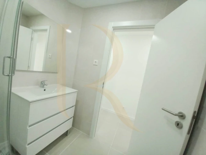 Apartamento T3 para Venda em Amora Foto 12