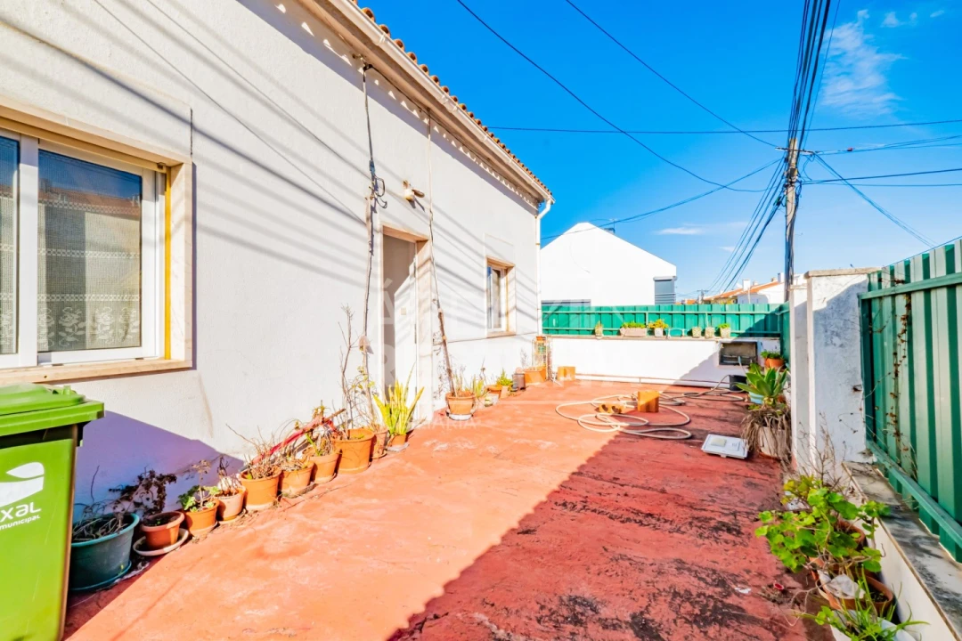 Moradia T3 para Venda em Corroios Foto 1