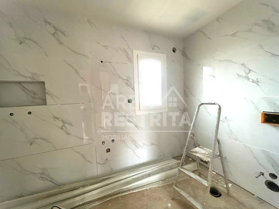 Moradia T4 para Venda em Quinta do Anjo Foto 7