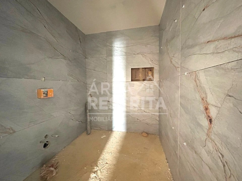 Moradia T4 para Venda em Quinta do Anjo Foto 5