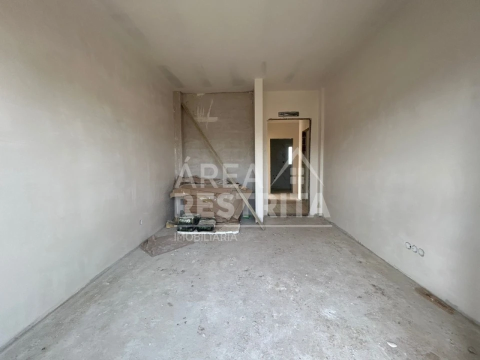 Moradia T4 para Venda em Quinta do Anjo Foto 9