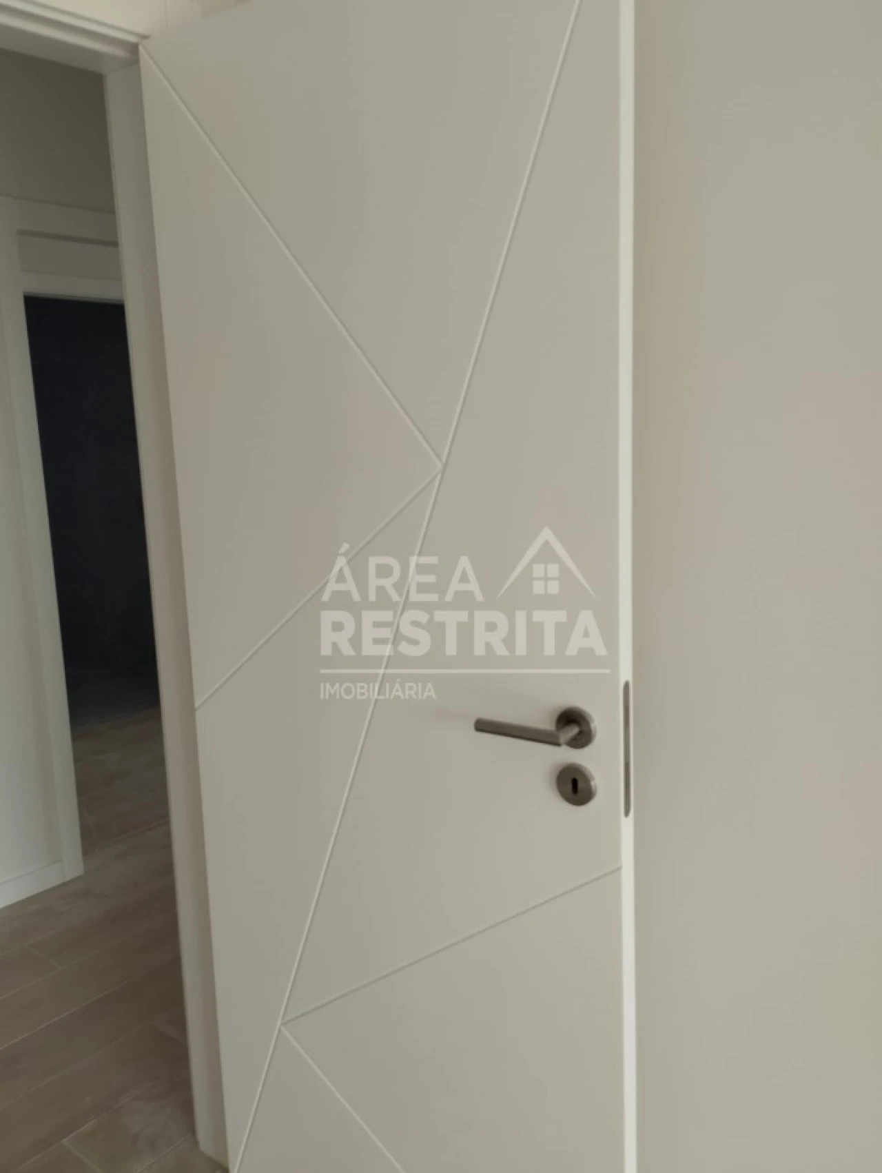 Moradia T4 para Venda em Quinta do Anjo Foto 11