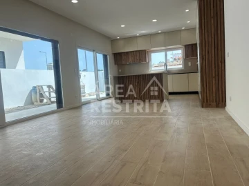 Moradia T4 para Venda em Quinta do Anjo