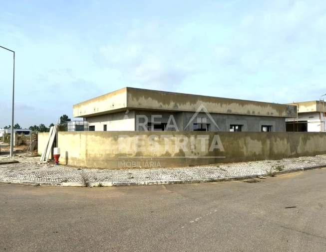 Moradia T4 para Venda em Quinta do Anjo