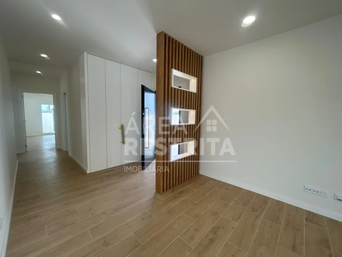 Moradia T4 para Venda em Quinta do Anjo Foto 20