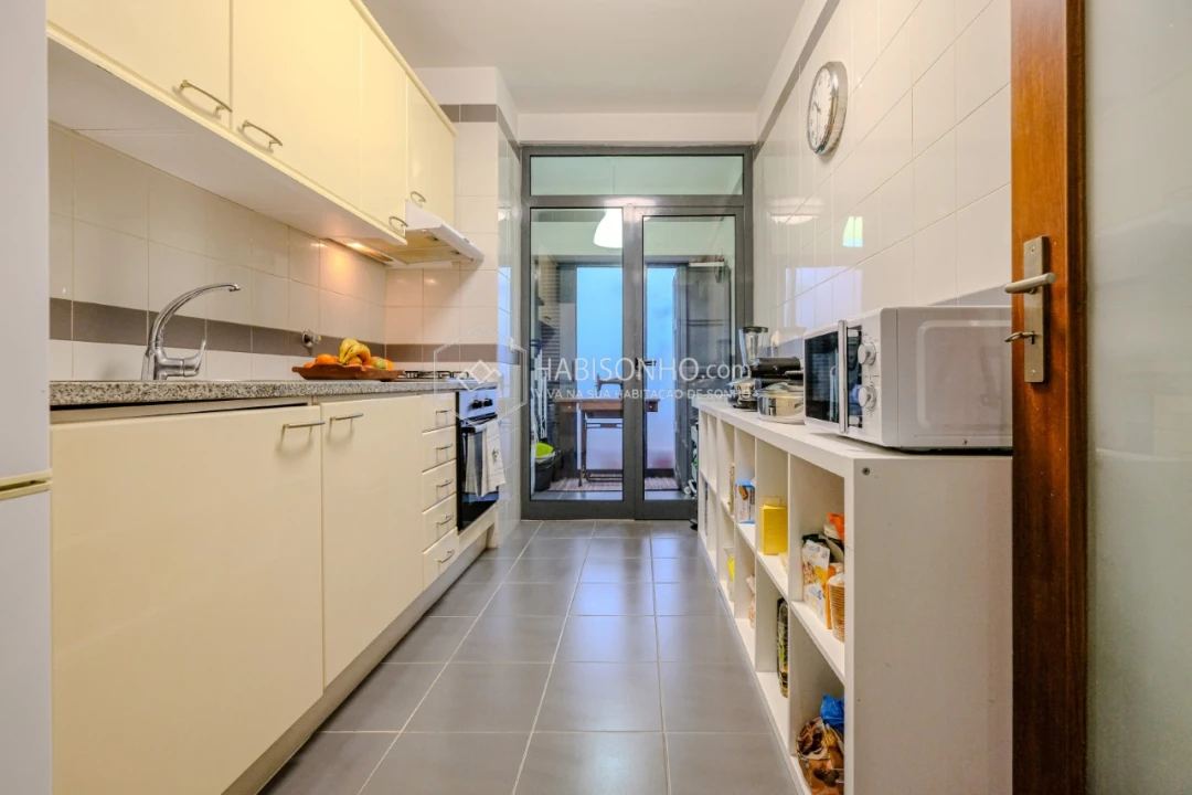 Apartamento T2 para Venda em Valongo Foto 7