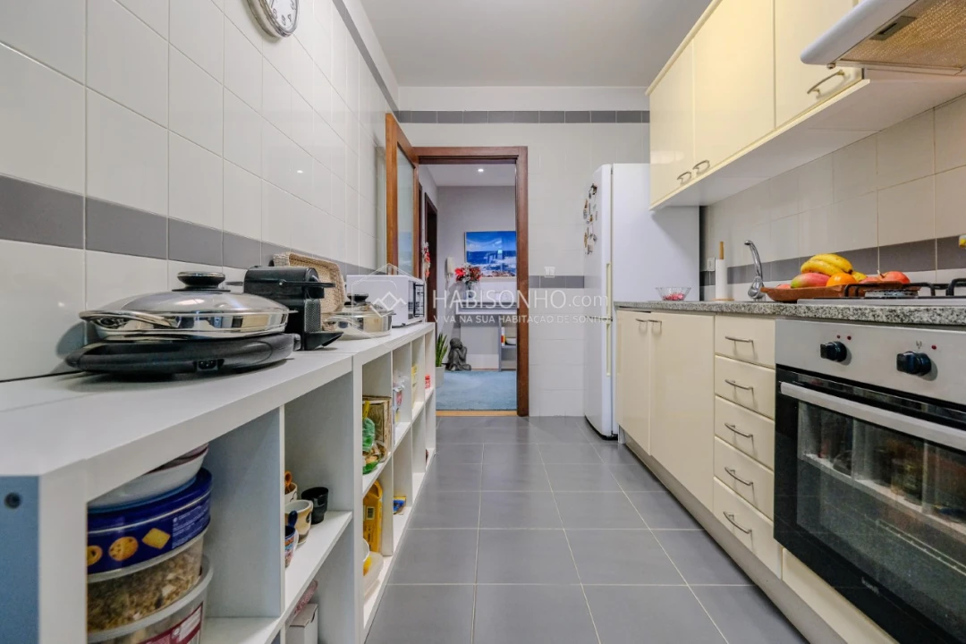 Apartamento T2 para Venda em Valongo Foto 8