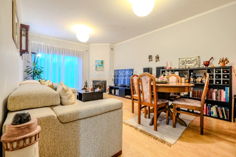 Apartamento T2 para Venda em Valongo Foto 2