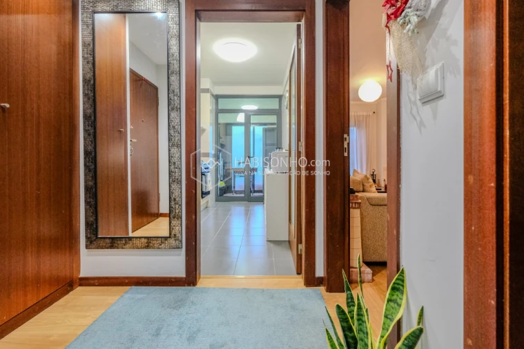 Apartamento T2 para Venda em Valongo Foto 6