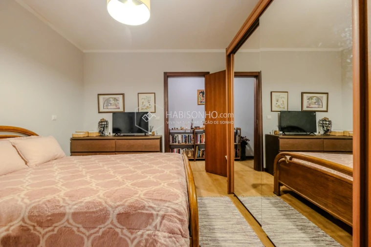 Apartamento T2 para Venda em Valongo Foto 13